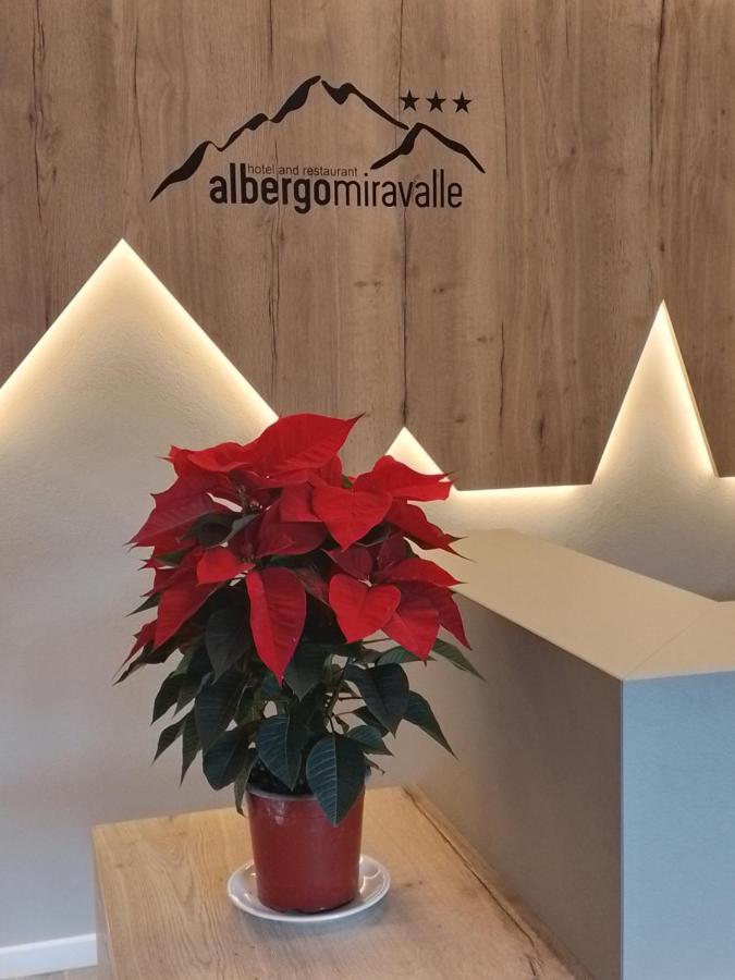 Hotel Ristorante Miravalle Teglio Kültér fotó