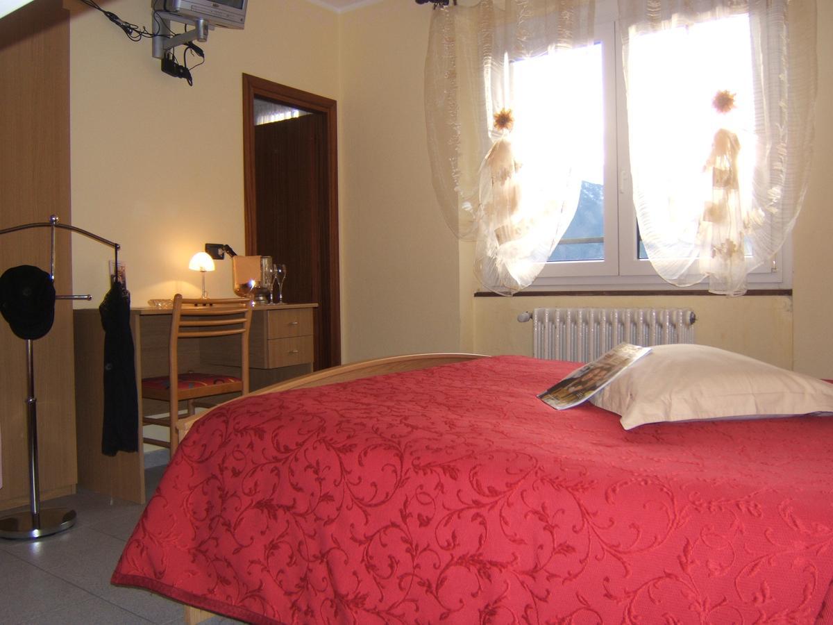 Hotel Ristorante Miravalle Teglio Kültér fotó