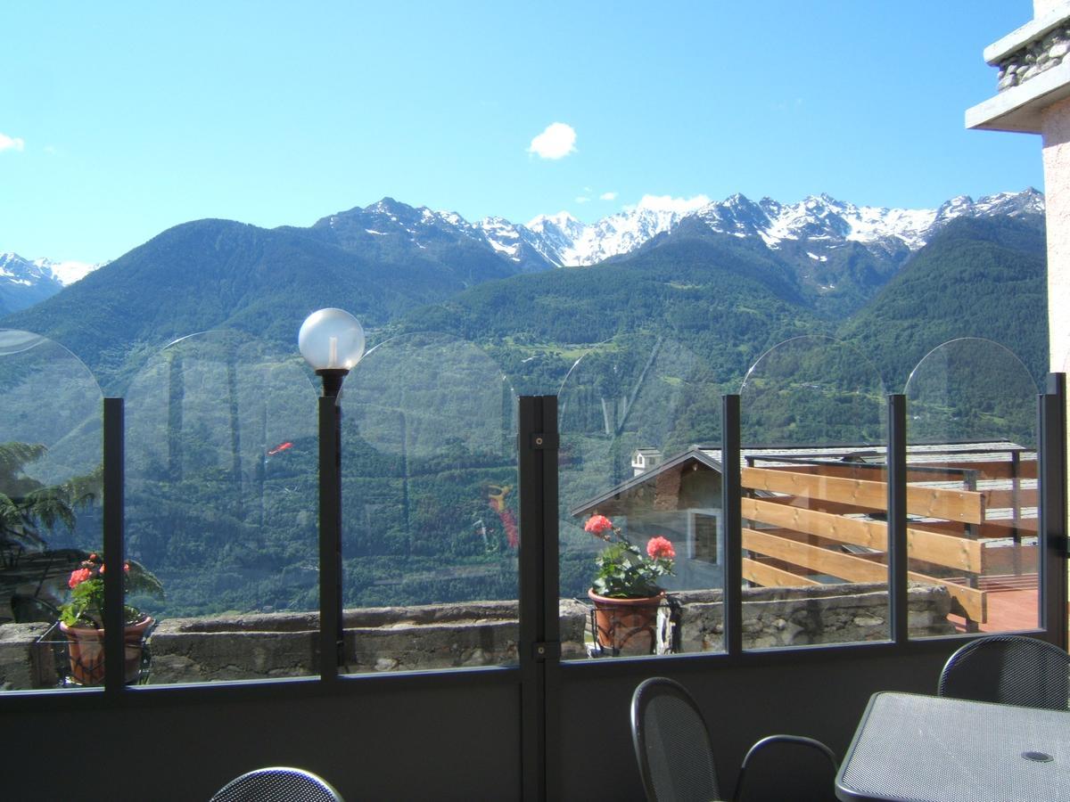 Hotel Ristorante Miravalle Teglio Kültér fotó