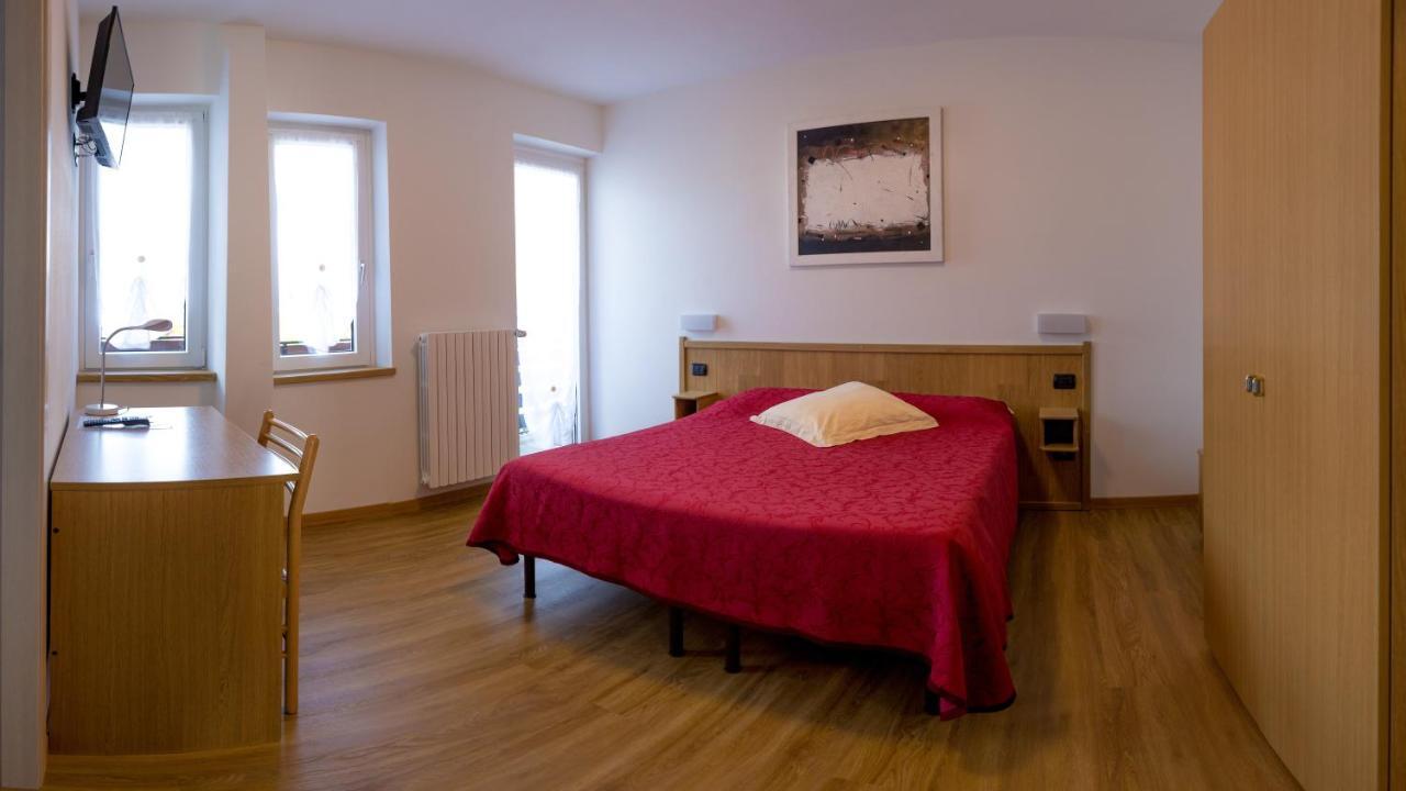 Hotel Ristorante Miravalle Teglio Kültér fotó