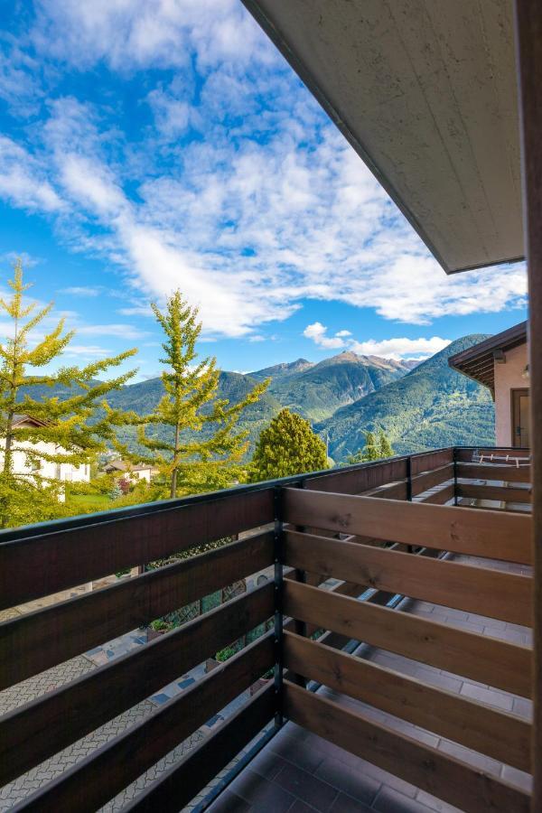 Hotel Ristorante Miravalle Teglio Kültér fotó